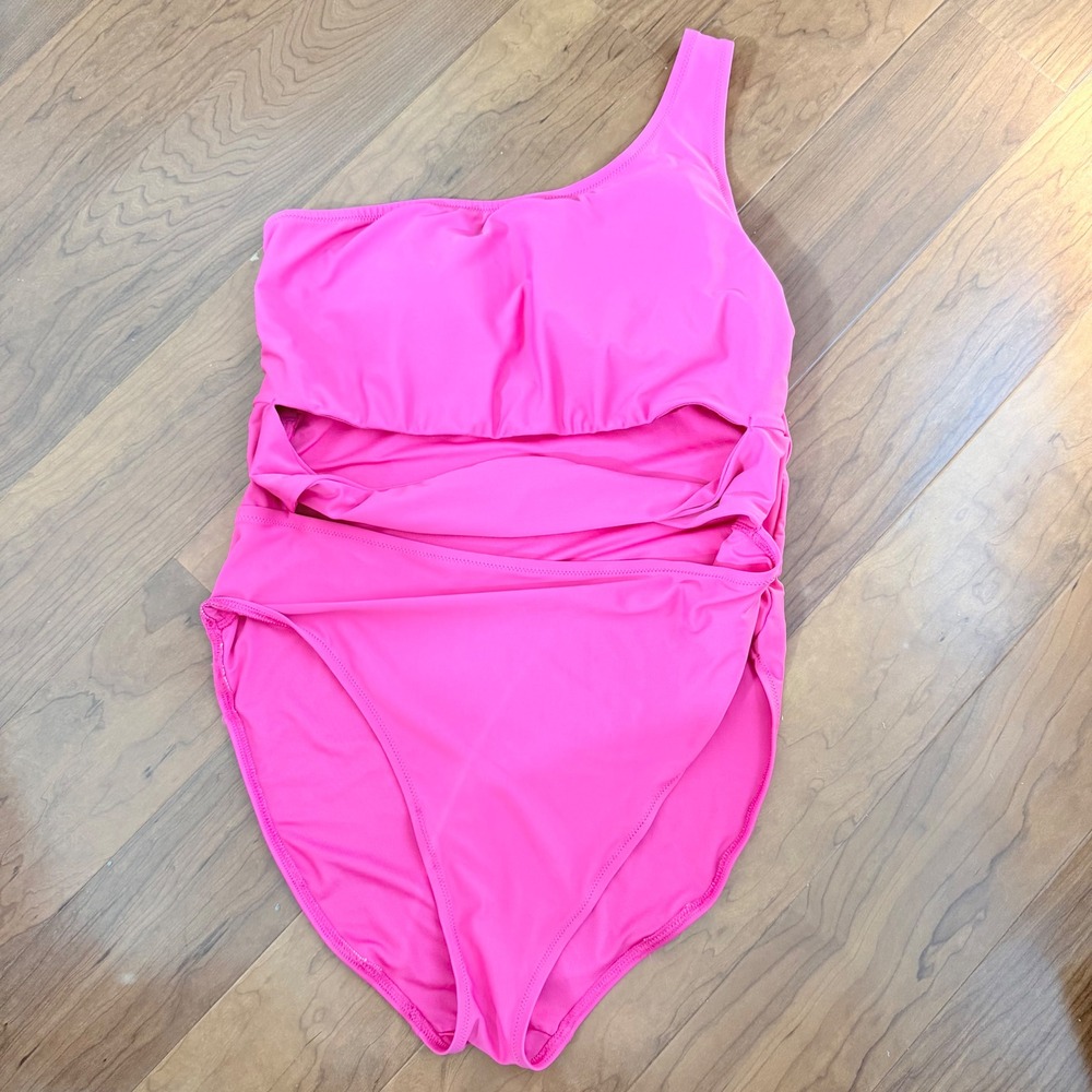Old Navy Women's Pink One Shoulder Front Cutout One Piece Swimsuit Size 3X